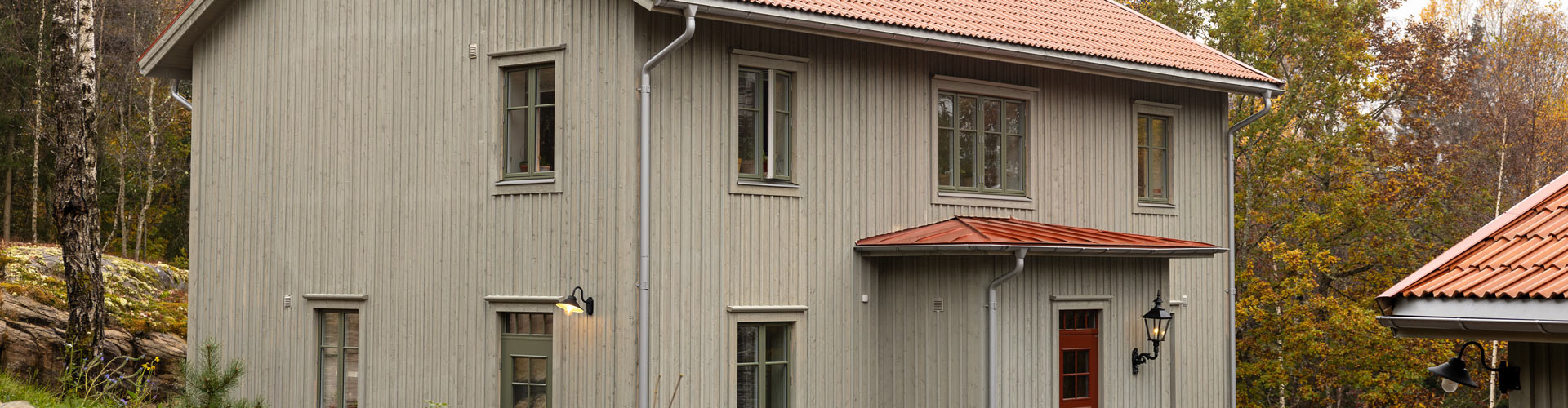 Lösvirkeshuset i Norsesund: En tidlös dröm byggd med omsorg