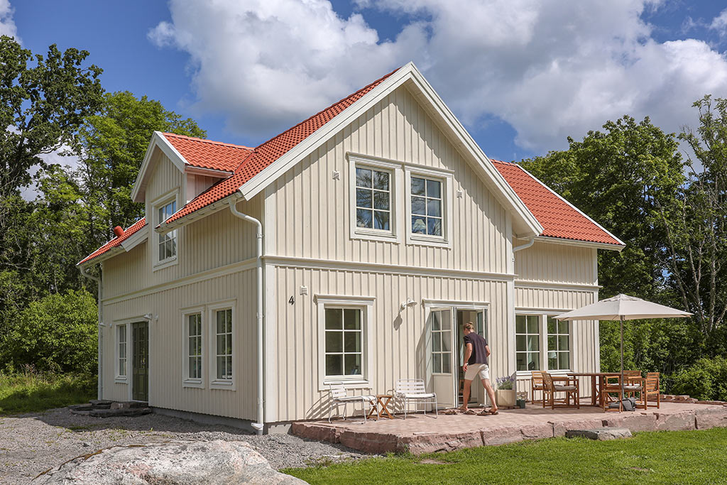 Lösvirkeshus i klassisk stil